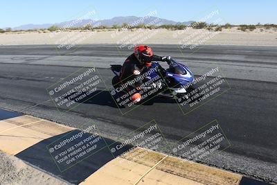 media/Dec-01-2025-Moto Forza (Mon) [[2daa91e15f]]/2-Intermediate Group/Session 4 (Turn 10 Inside)/